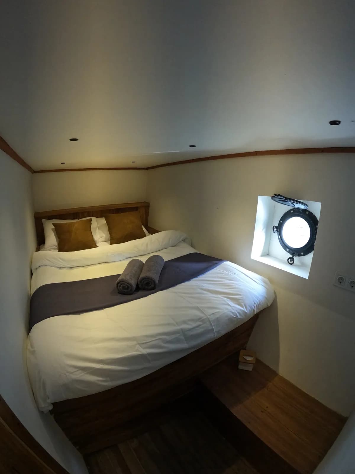 Superior Cabin - Kabine des Phinisi-Boots Komodo Labuan Bajo