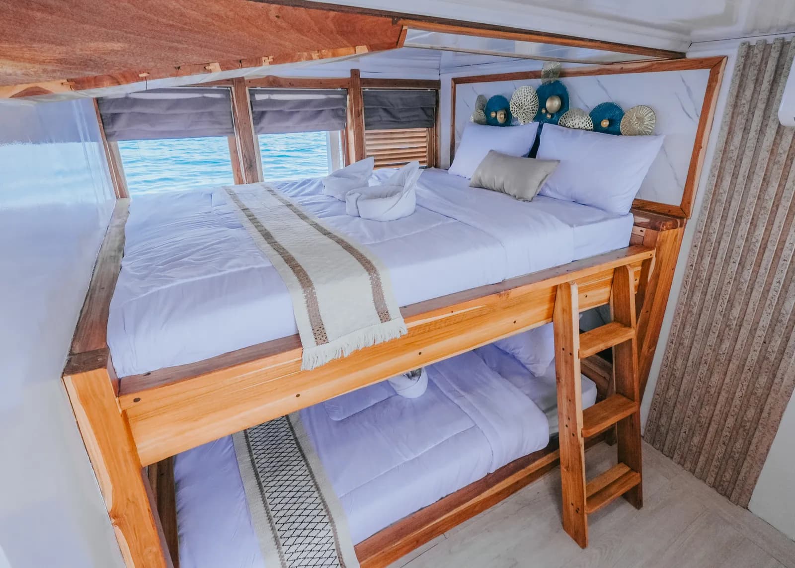 Sharing Cabin 4 - Camarote del barco Phinisi Komodo Labuan Bajo