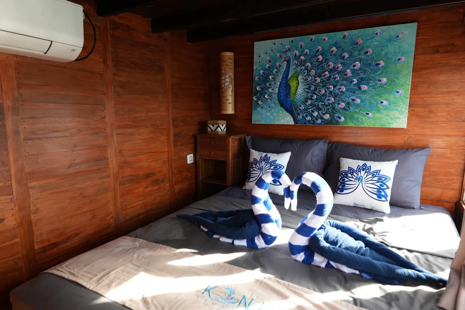 Deluxe Cabin - Kabine des Phinisi-Boots Komodo Labuan Bajo