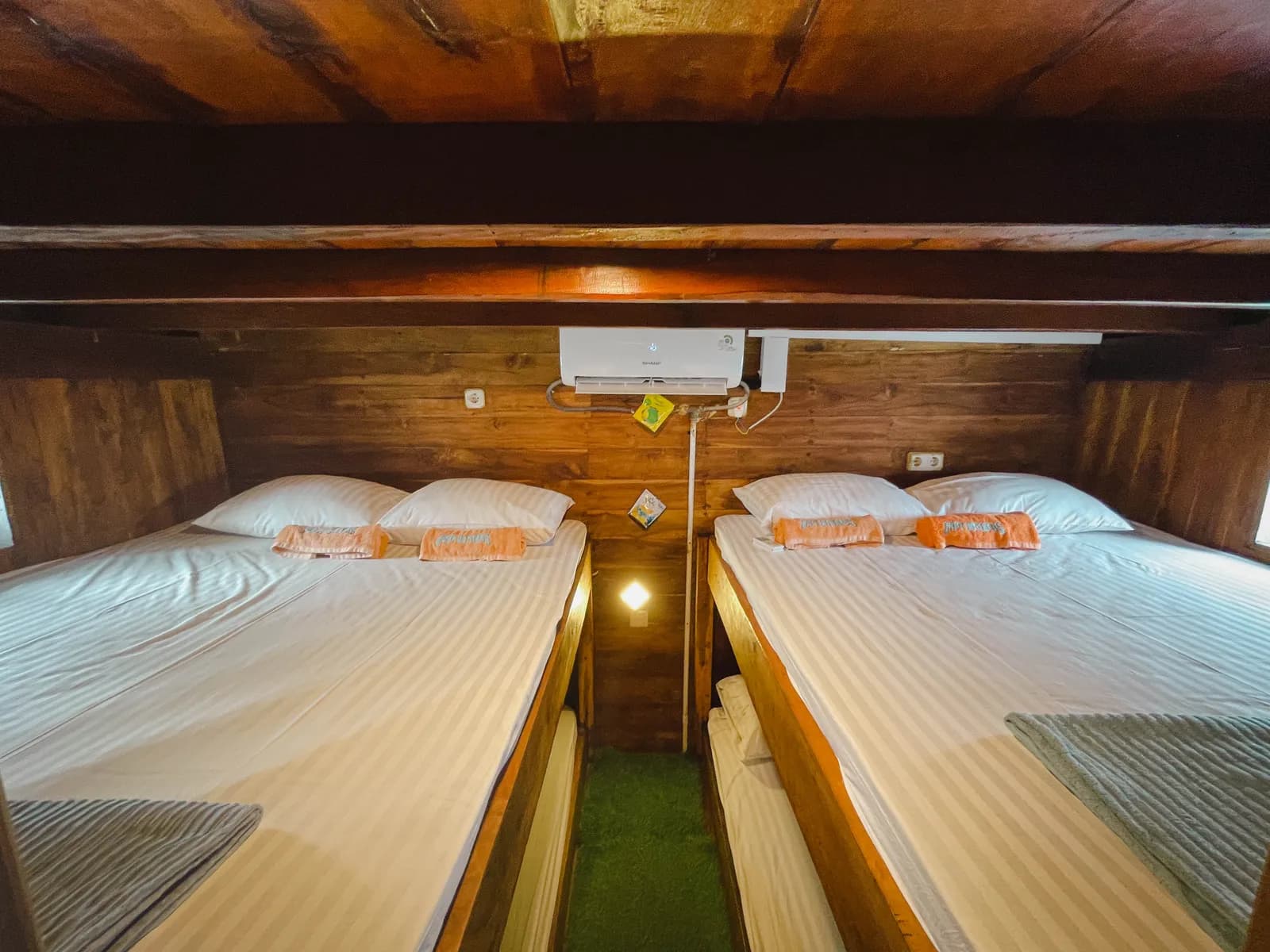 Sharing Room - Kabine des Phinisi-Boots Komodo Labuan Bajo