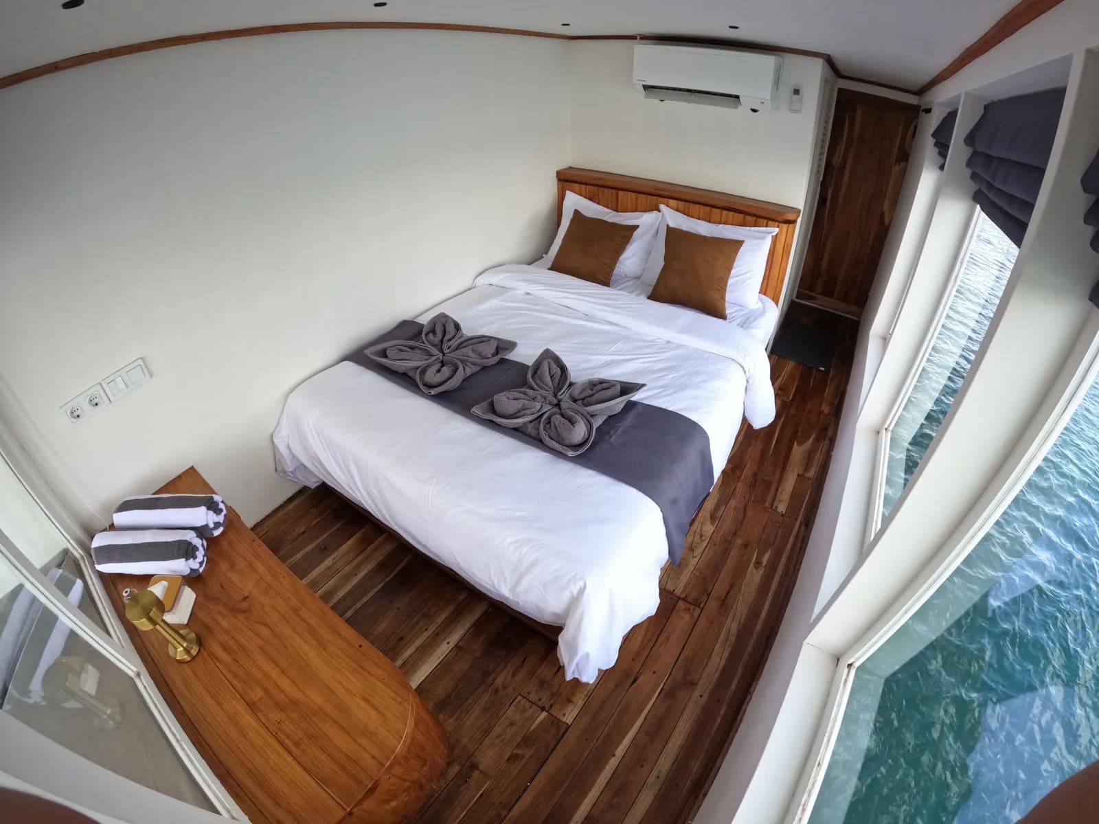 Master Cabin - Kabine des Phinisi-Boots Komodo Labuan Bajo