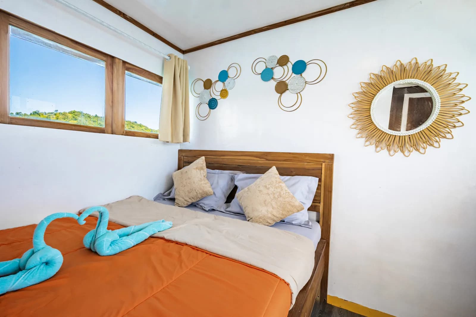Private Cabin - Kabin Kapal Phinisi Komodo Labuan Bajo