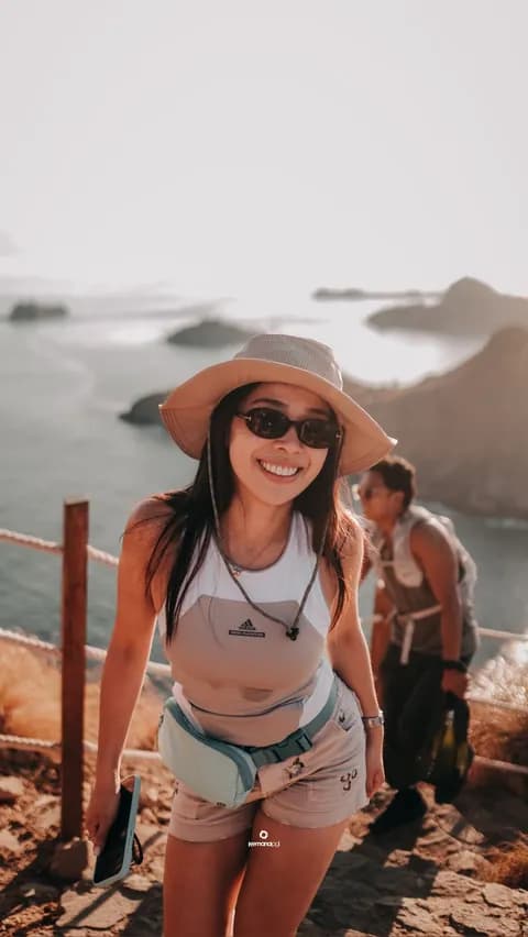 Hiking the Padar Island trail