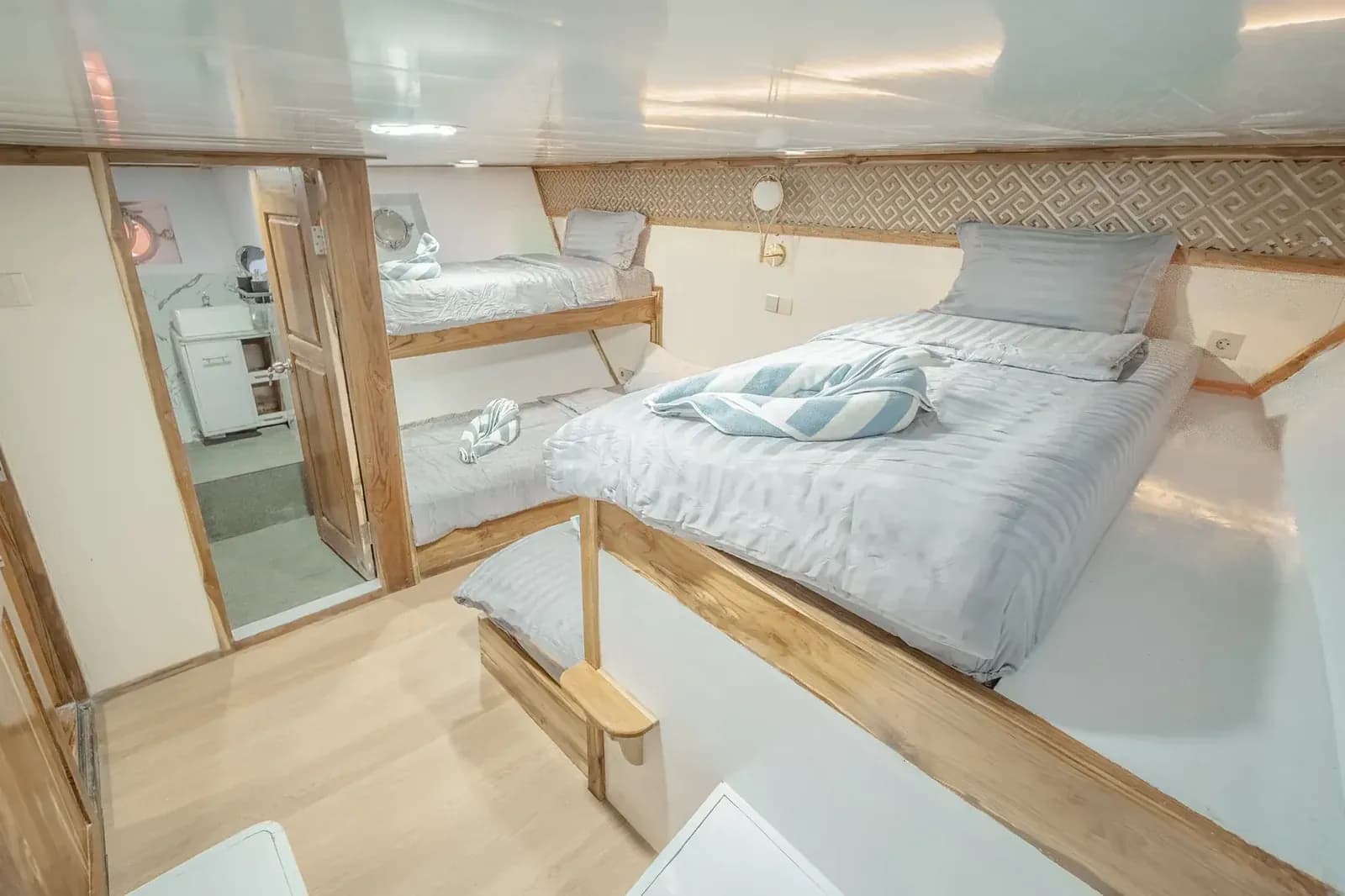 Shared Cabin 2 - Camarote del barco Phinisi Komodo Labuan Bajo