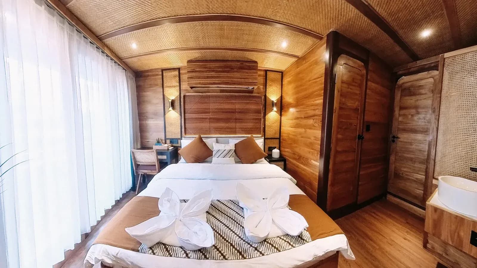 Wayang Cabin - Camarote del barco Phinisi Komodo Labuan Bajo
