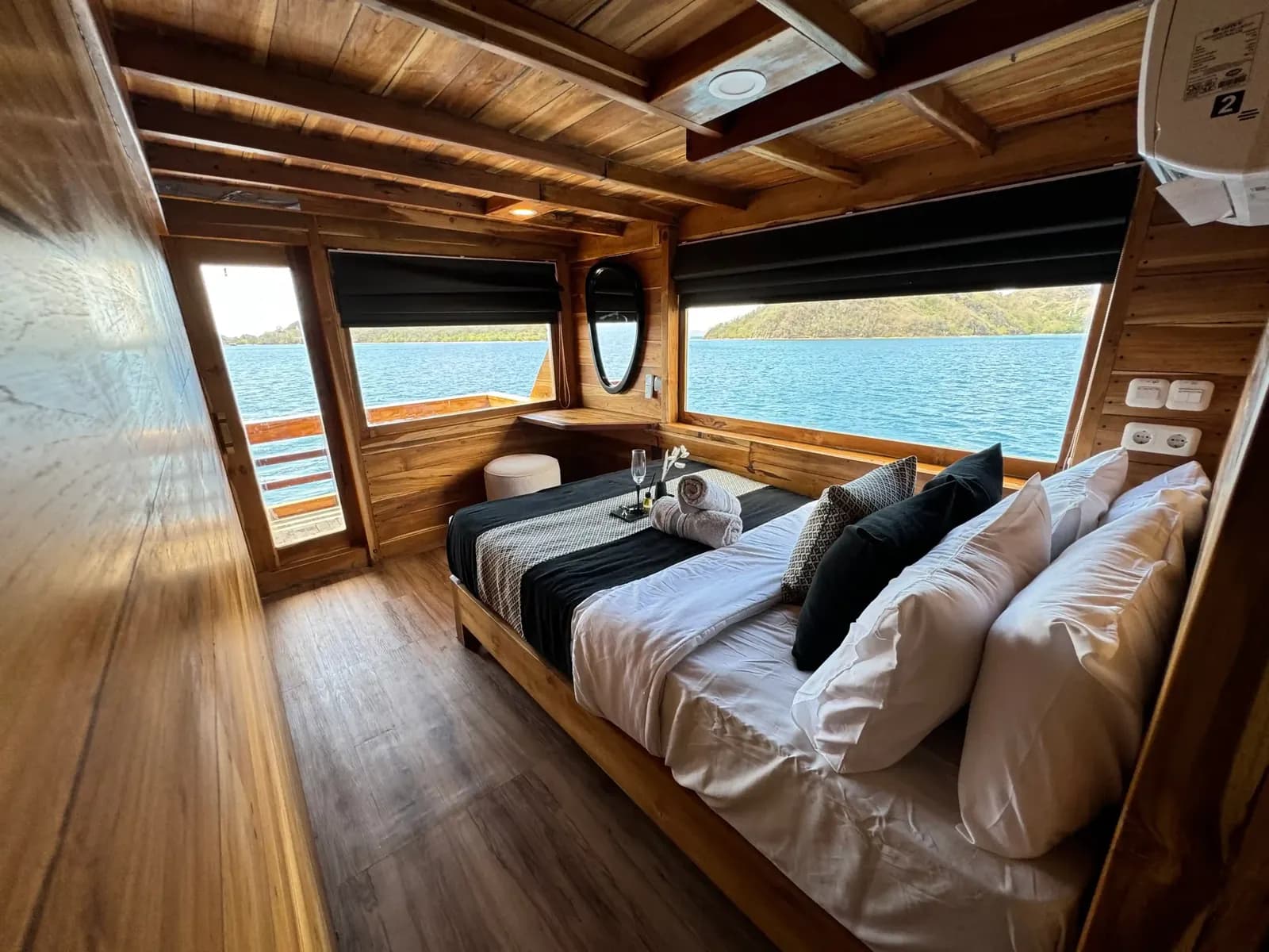Privatcharter – Black Beard - Privatcharter – Black Beard - Full Day Tour Komodo