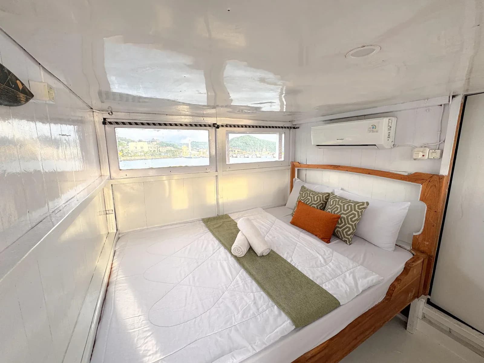 Chárter Privado – Diara - Chárter Privado – Diara - Full Day Tour Komodo