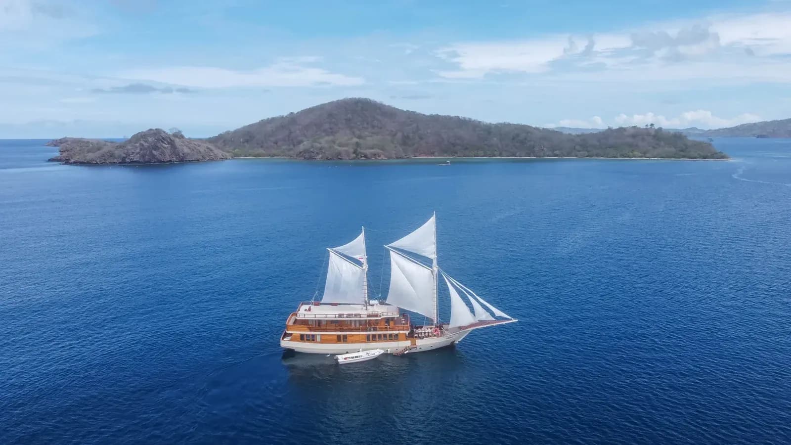 Privatcharter – Elrora - Privatcharter – Elrora - Full Day Tour Komodo