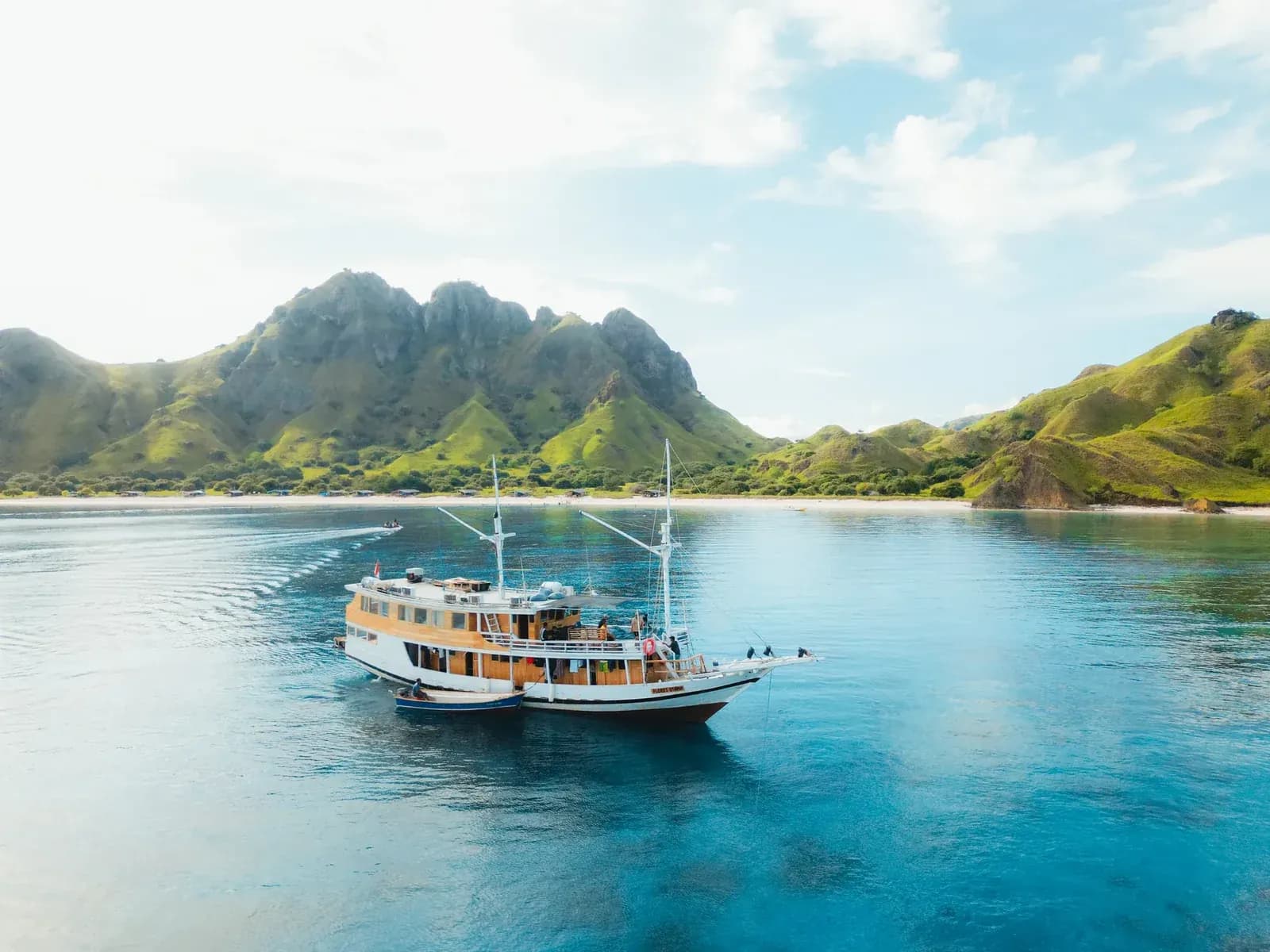 Chárter Privado – Flores Utama - Chárter Privado – Flores Utama - Full Day Tour Komodo