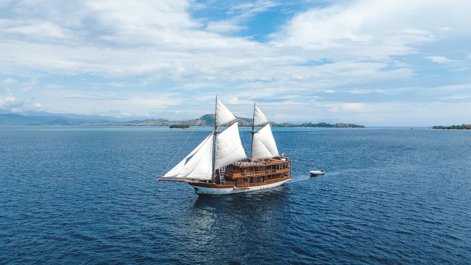 Private Charter – Kai Voyage - Private Charter – Kai Voyage - Full Day Tour Komodo