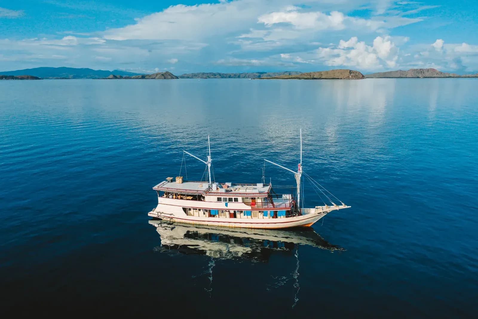 Privatcharter – Lamborajo 1 - Privatcharter – Lamborajo 1 - Full Day Tour Komodo