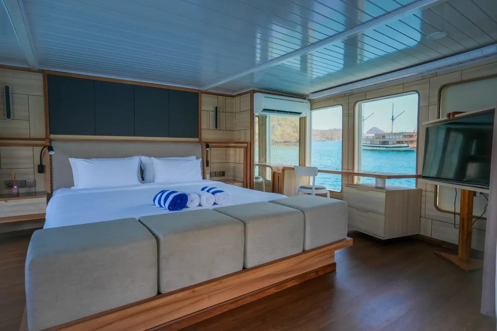 Adonara Cabin - Kabine des Phinisi-Boots Komodo Labuan Bajo