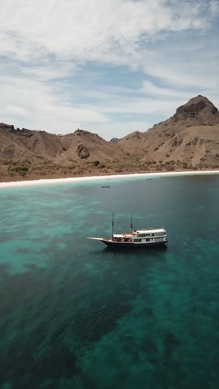 Chárter Privado – Naira - Chárter Privado – Naira - Full Day Tour Komodo