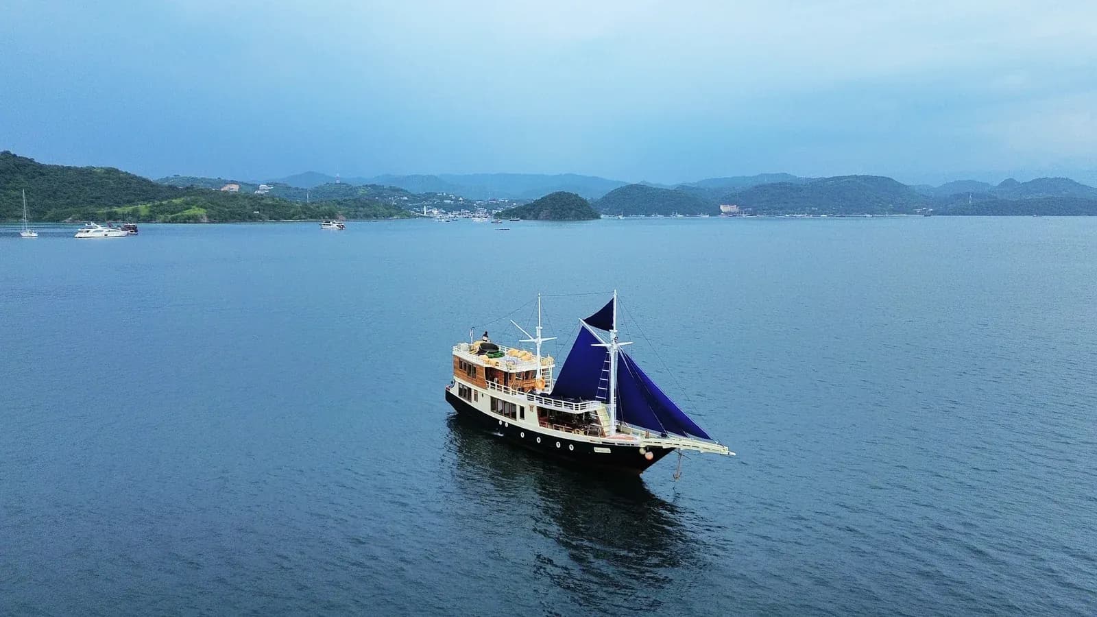 Sewa Privat – Natural - Sewa Privat – Natural - Full Day Tour Komodo