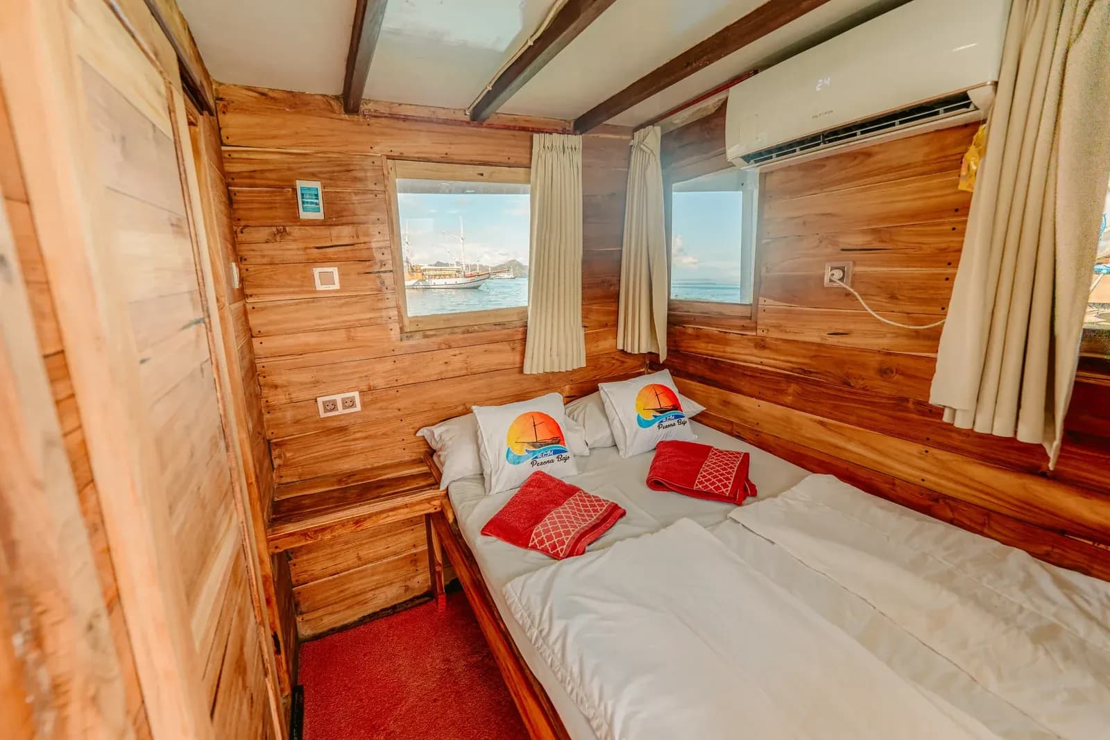 Deluxe Cabin - Camarote del barco Phinisi Komodo Labuan Bajo