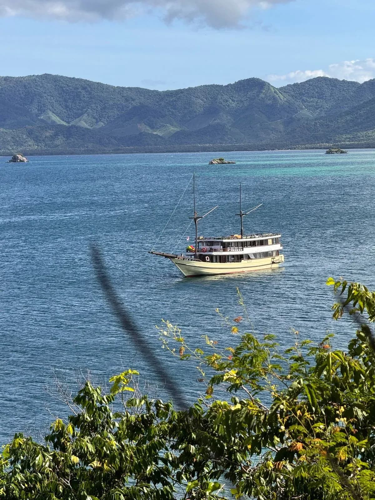 Sewa Privat – Princess Nabila - Sewa Privat – Princess Nabila - Full Day Tour Komodo