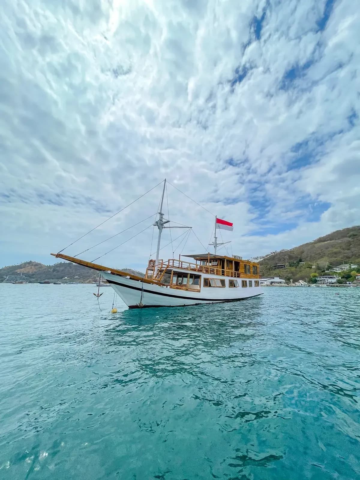 Privatcharter – Raja Bintang 2 - Phinisi-Bootstour Komodo Labuan Bajo