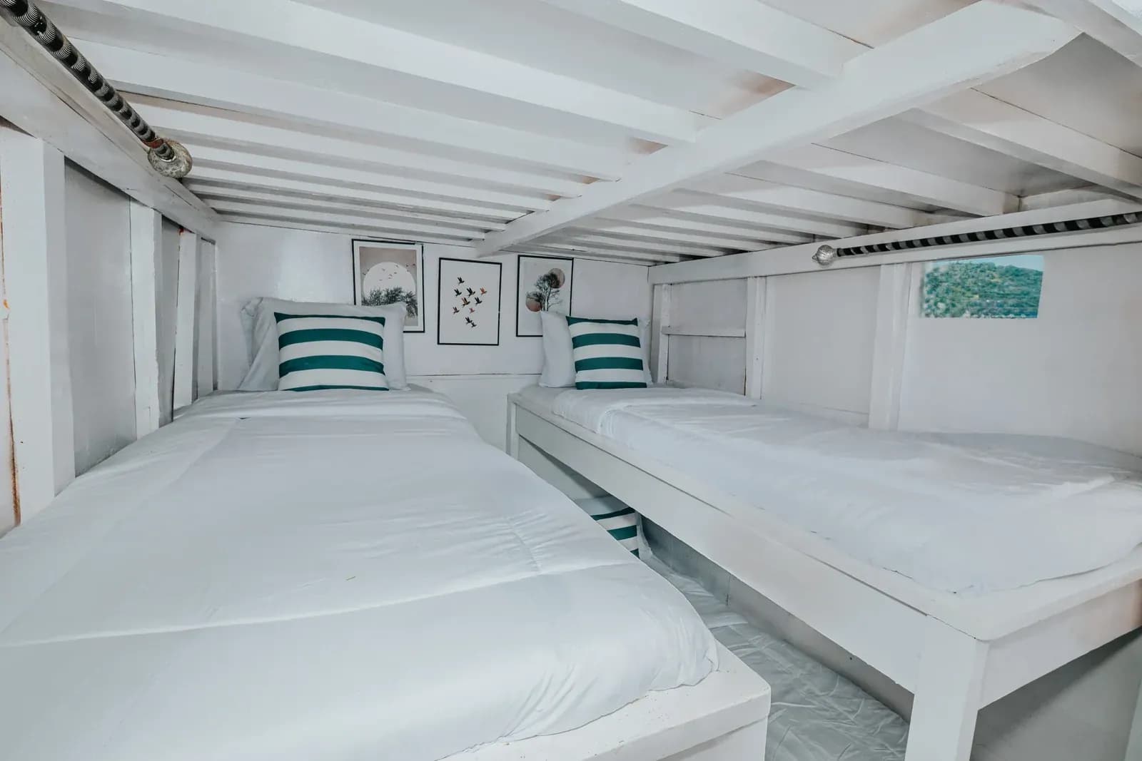 Shared Cabin - Camarote del barco Phinisi Komodo Labuan Bajo