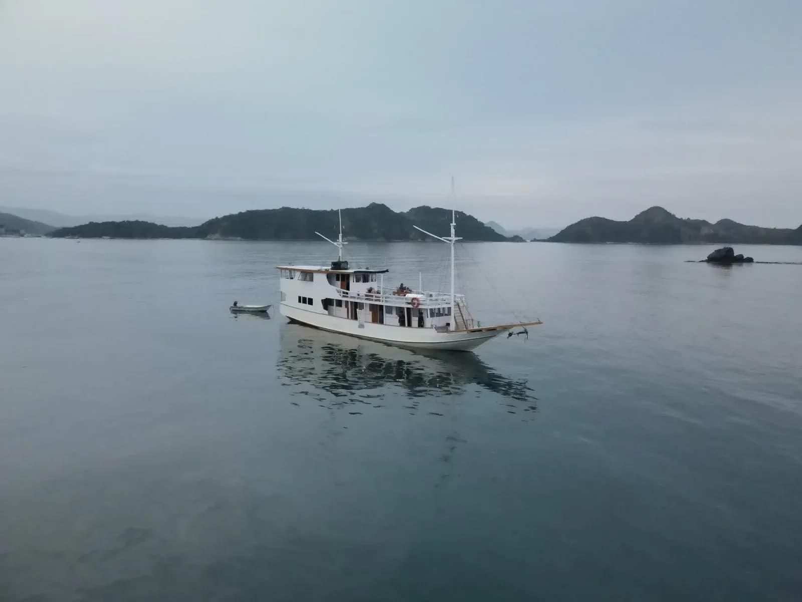 Privatcharter – Umami - Privatcharter – Umami - Full Day Tour Komodo