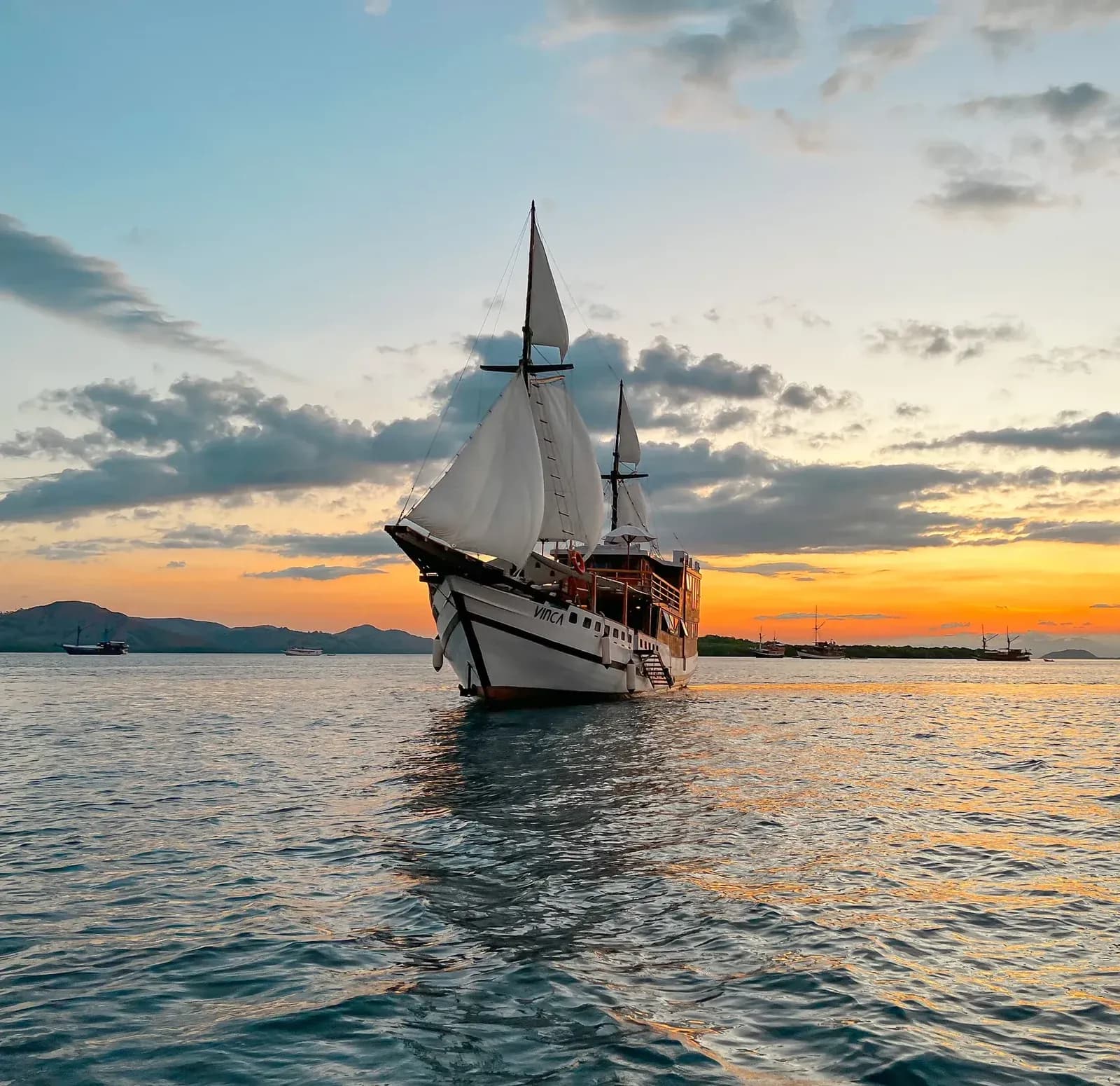 Privatcharter – Vinca - Privatcharter – Vinca - Full Day Tour Komodo