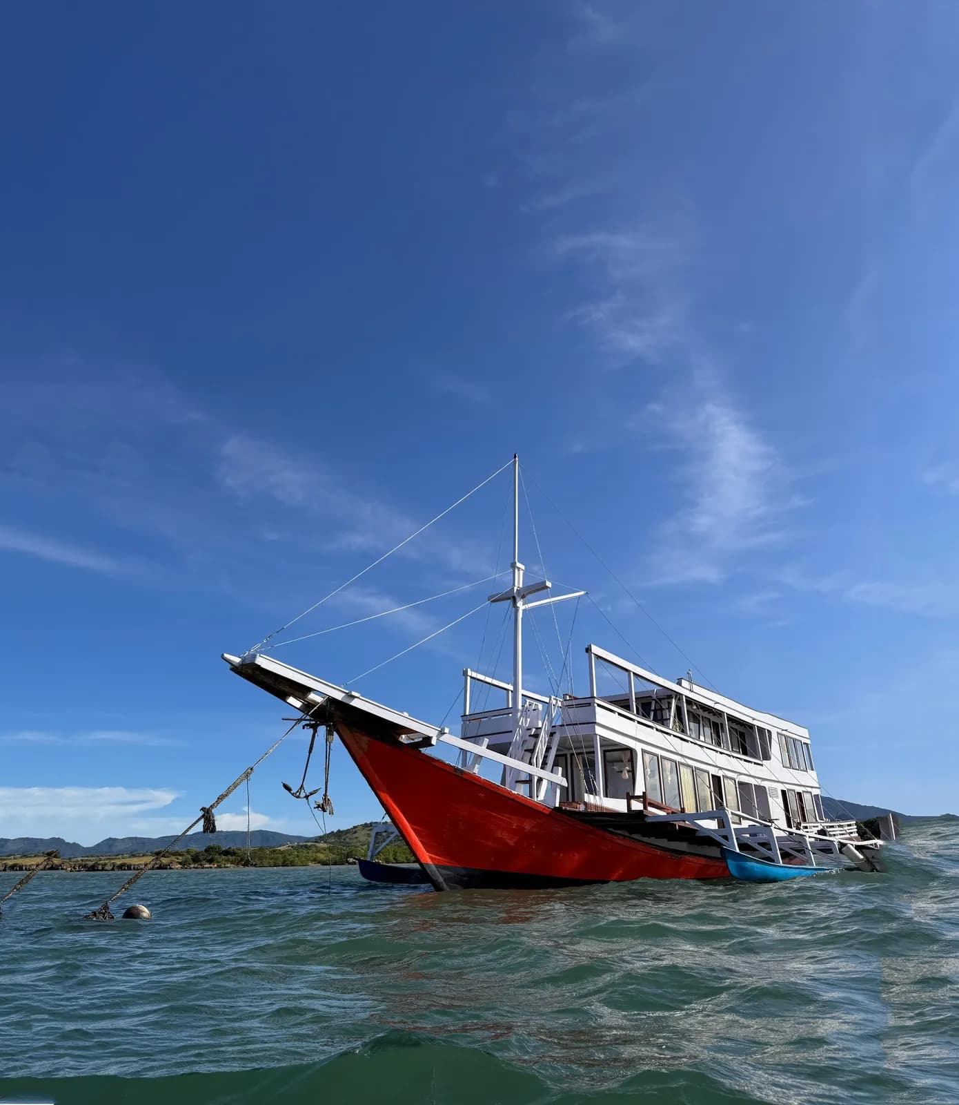 Sewa Privat – King Cirox 2 - Paket Wisata Komodo Labuan Bajo Phinisi Boat Tour