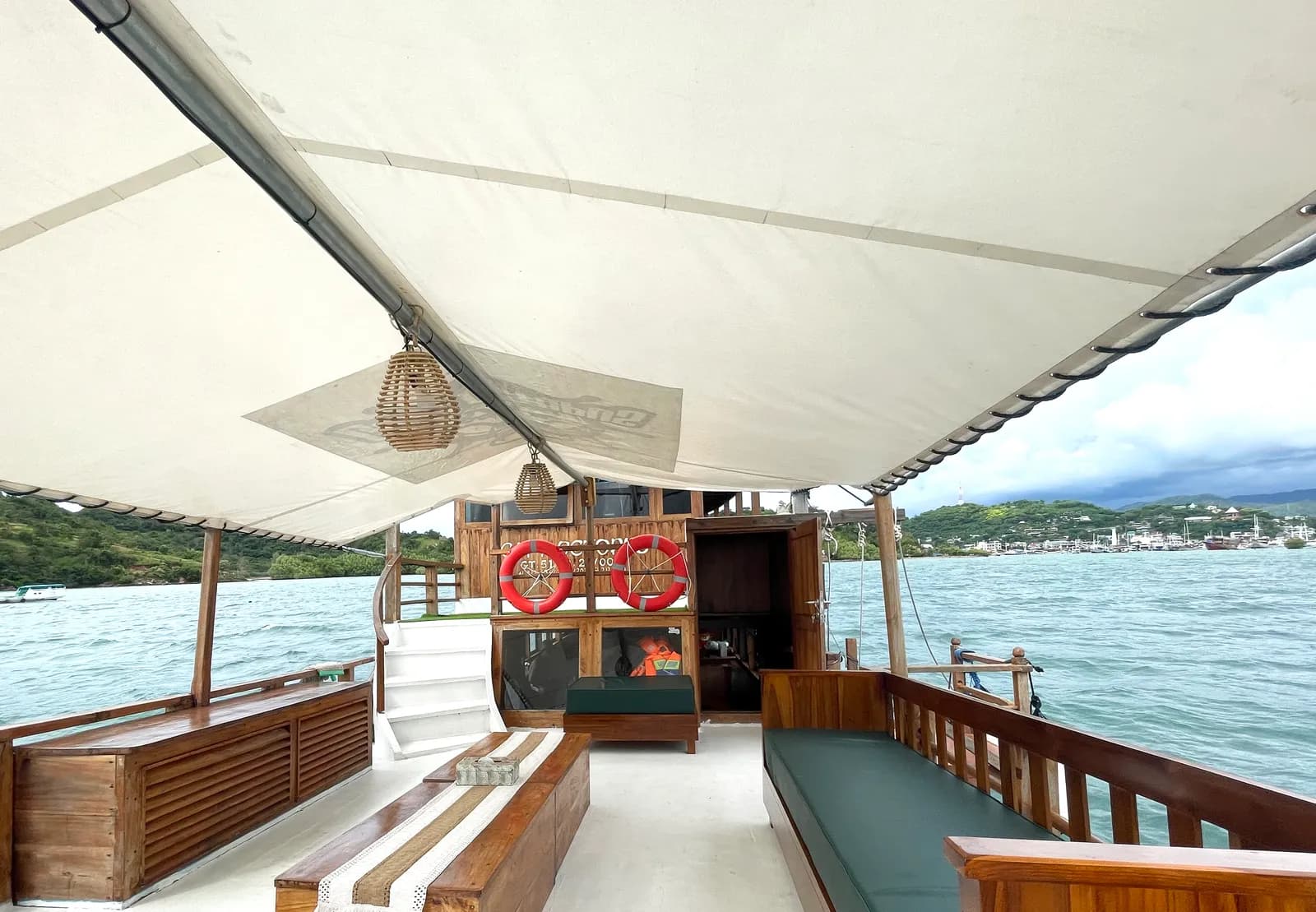 Private Charter – Octopus - Private Charter – Octopus - Full Day Tour Komodo