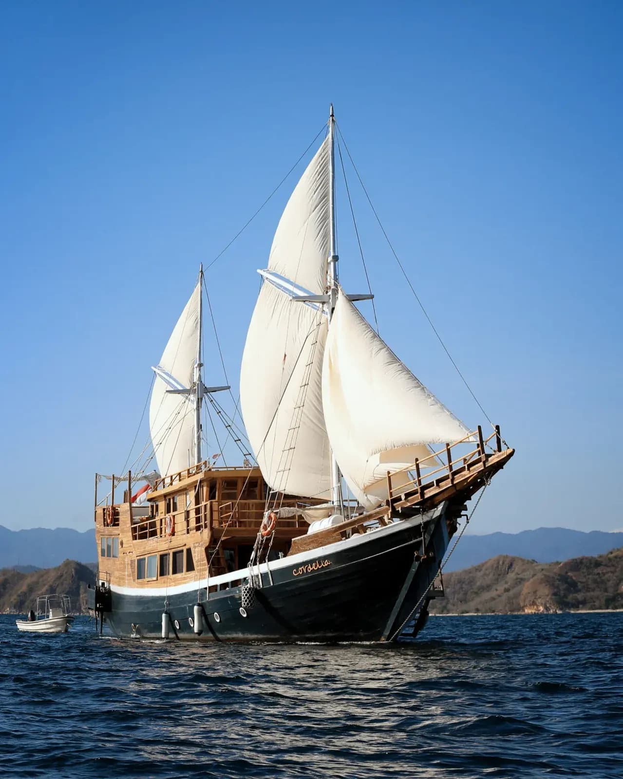 Chárter Privado – Cordelia - Chárter Privado – Cordelia - Full Day Tour Komodo