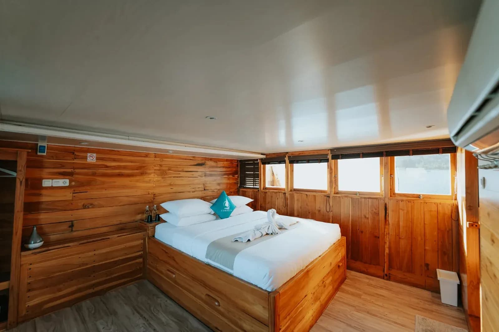 Sapphire Cabin - Camarote del barco Phinisi Komodo Labuan Bajo