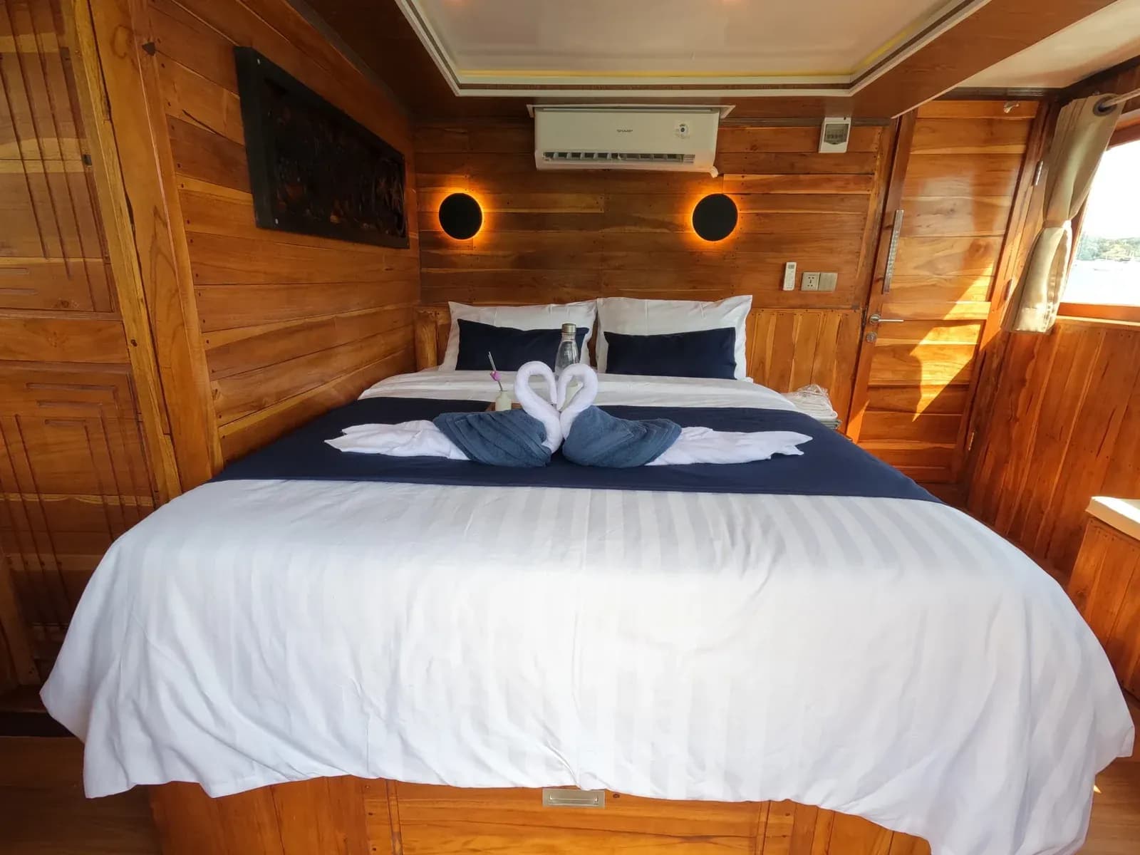 Sunset Cabin - Cabine du bateau Phinisi Komodo Labuan Bajo