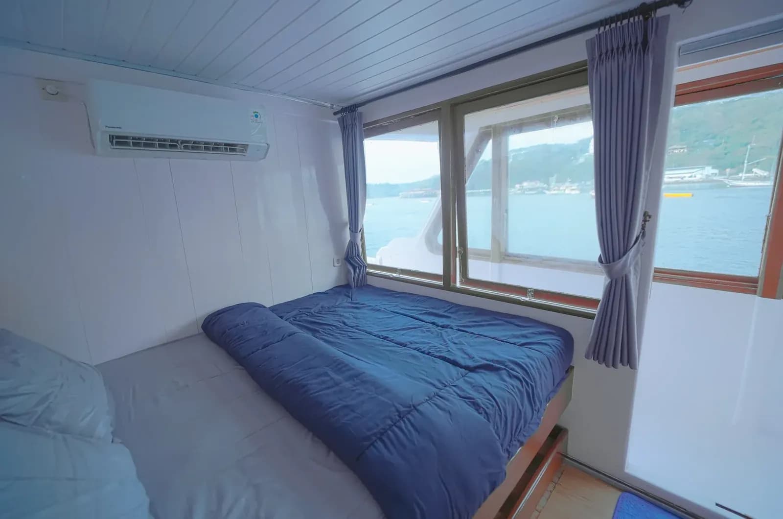 Deluxe Cabin - Kabine des Phinisi-Boots Komodo Labuan Bajo