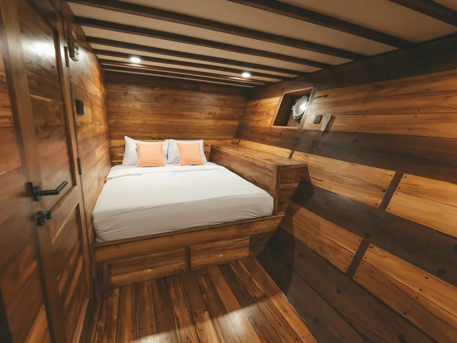 Aruna Cabin - Cabine du bateau Phinisi Komodo Labuan Bajo