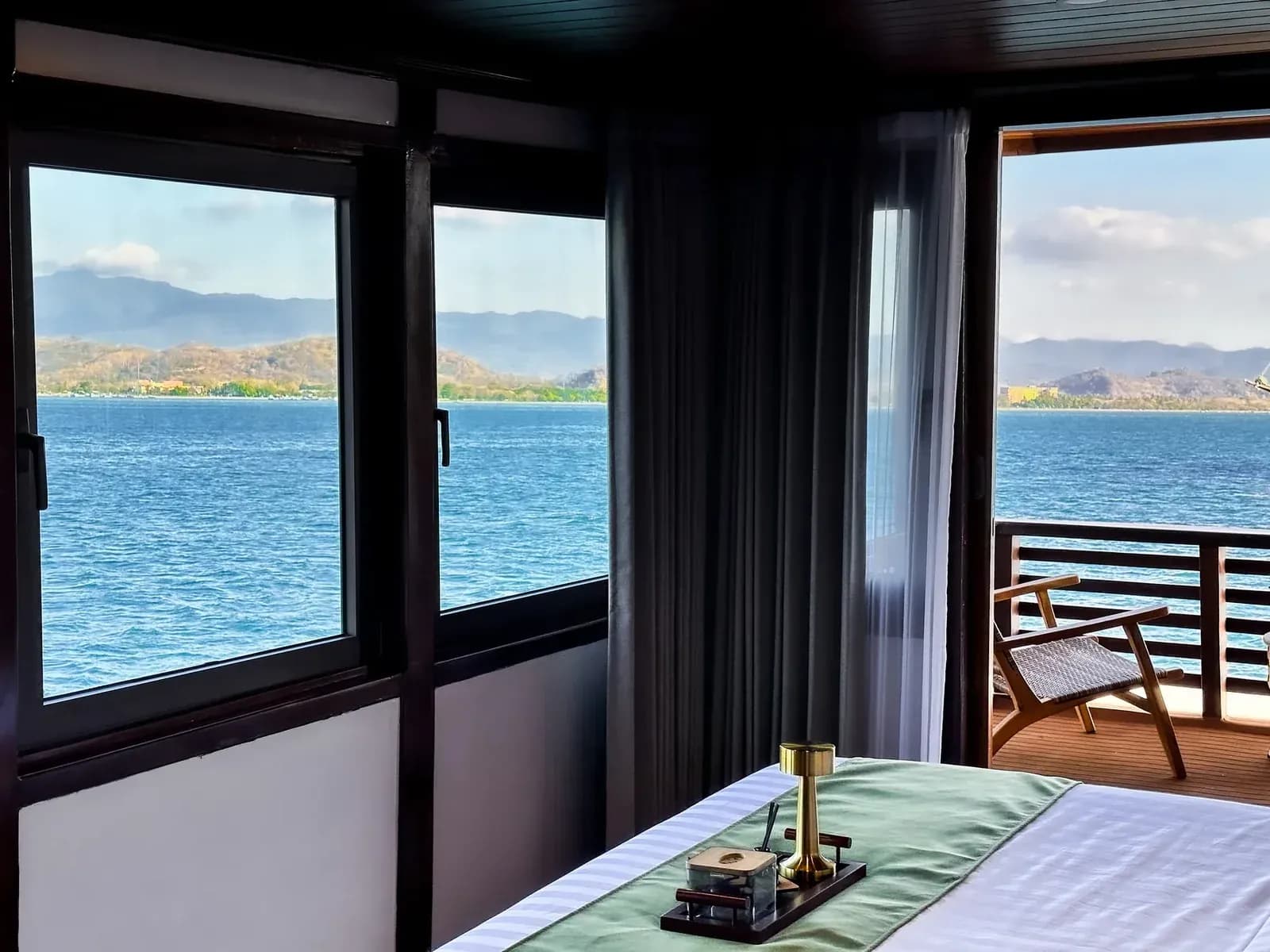 Charter Privé – Neptune - Charter Privé – Neptune - Full Day Tour Komodo