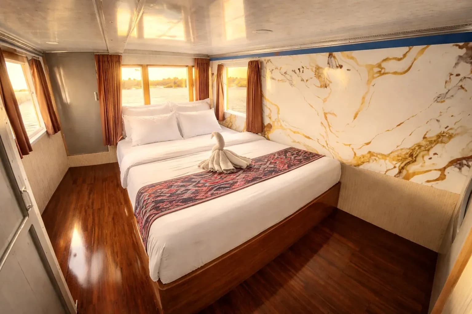 Master Cabin 2 - Kabine des Phinisi-Boots Komodo Labuan Bajo