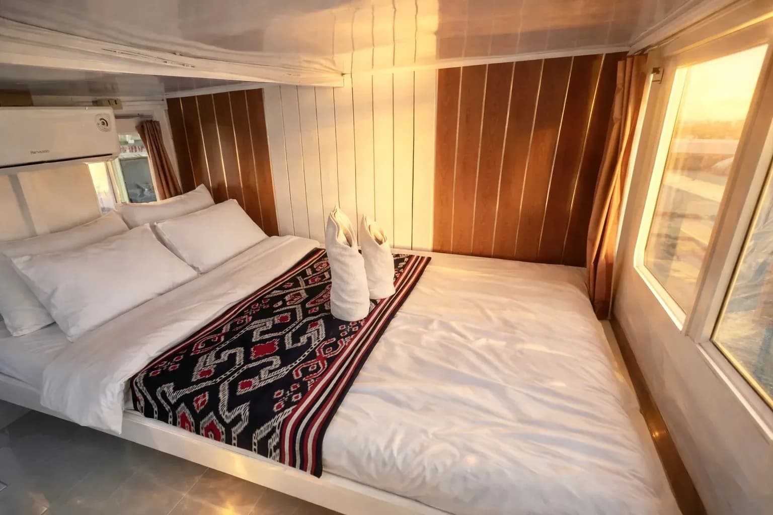 Superior Cabin - Kabine des Phinisi-Boots Komodo Labuan Bajo