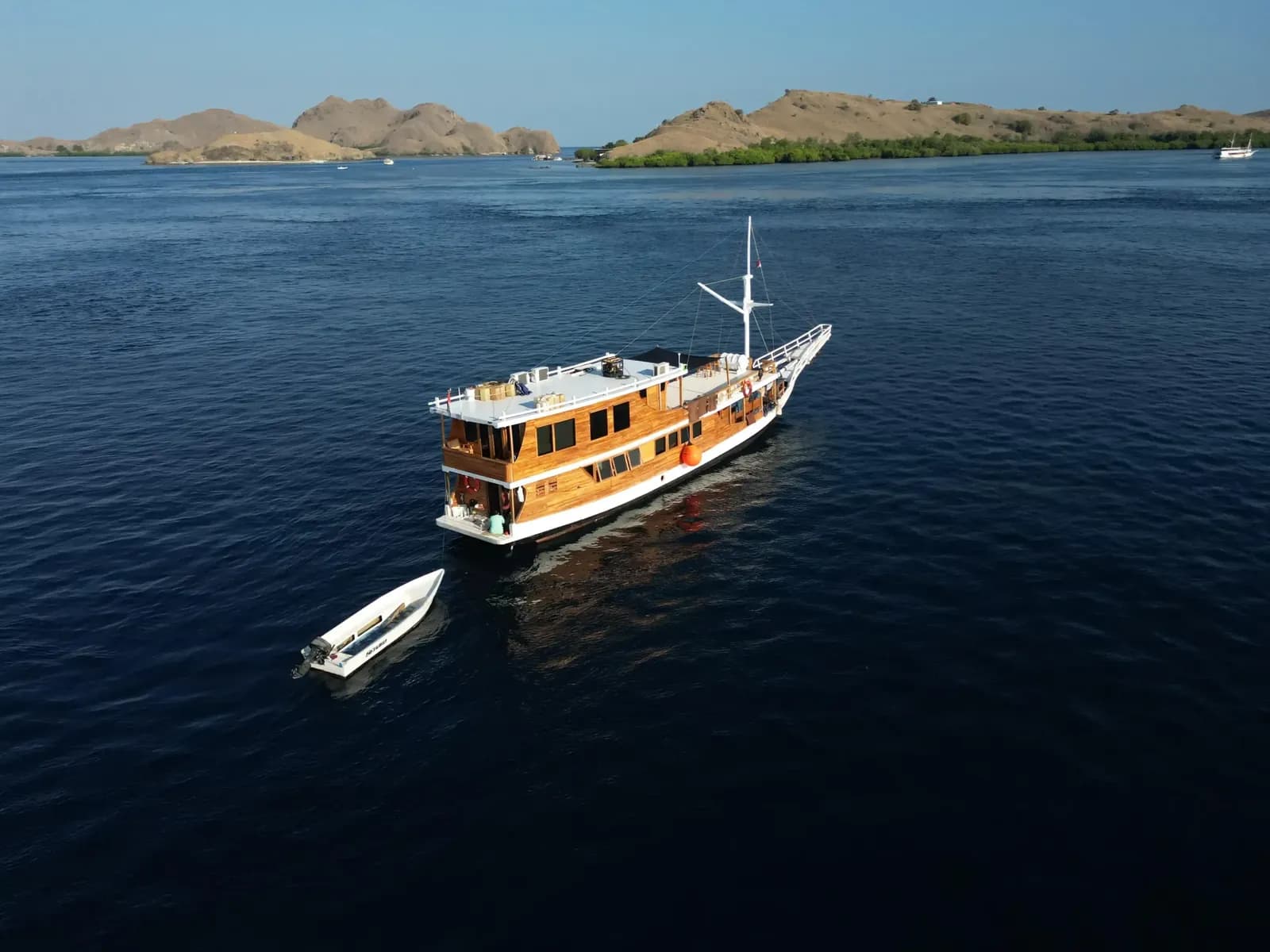 Sewa Privat – Segara - Sewa Privat – Segara - Full Day Tour Komodo