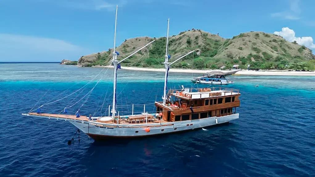 Charter Privé – Vanrei - Charter Privé – Vanrei - Full Day Tour Komodo