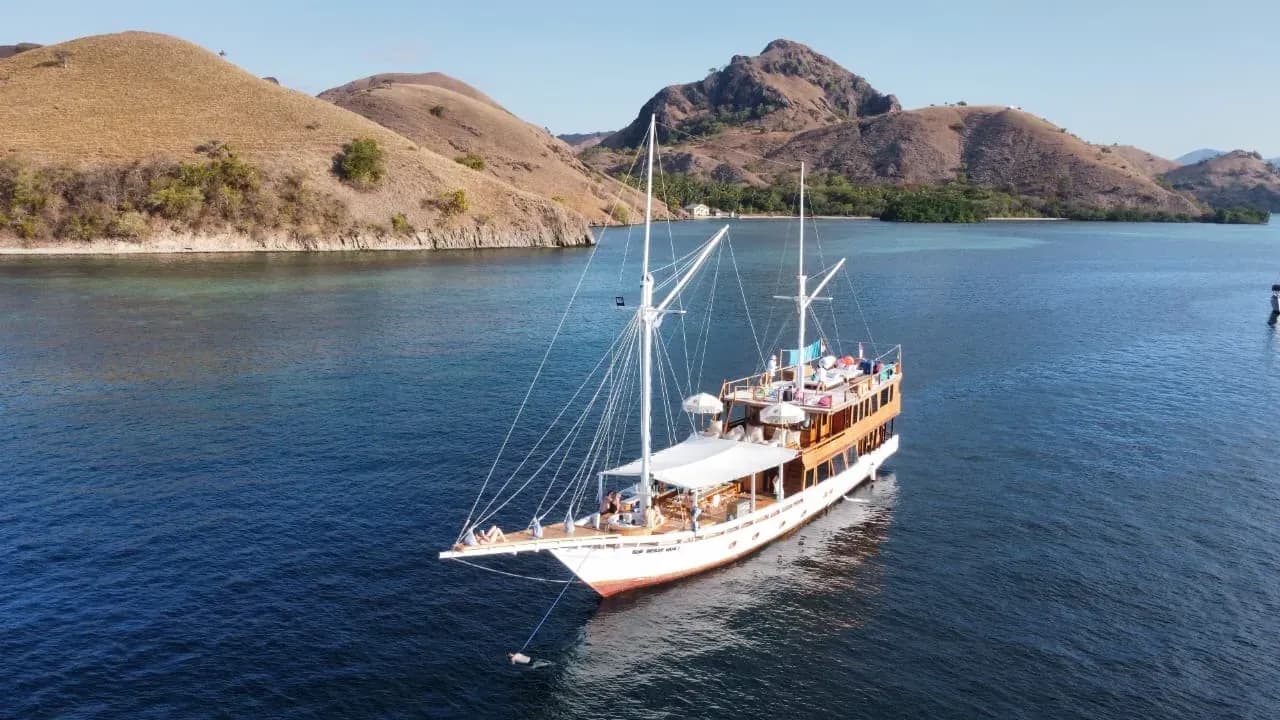 Charter Privé – Vanrei - Charter Privé – Vanrei - Full Day Tour Komodo