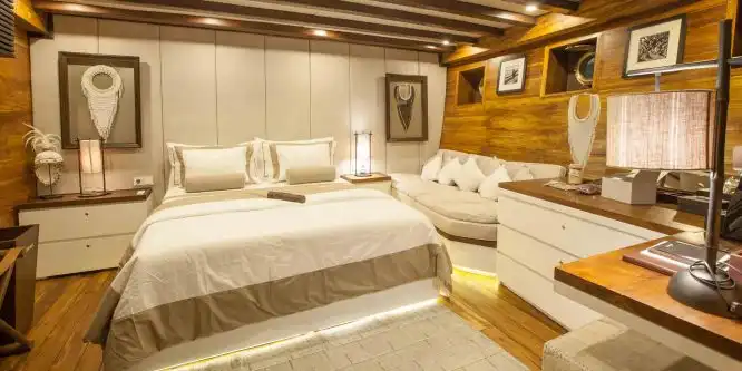 private trip komodo - prana by atzaro liveaboard - gambar 27